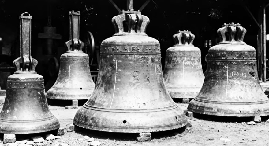 Ticho zvonov: Záhada zmiznutých zvonov počas prvej svetovej vojny