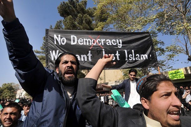 Islám, Nechceme demokraciu